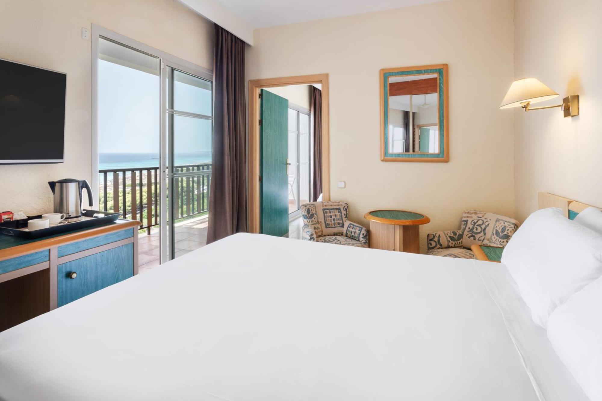 Sol Milanos Pingueinos Hotel Son Bou Eksteriør billede